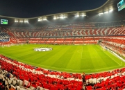 开云体育下载-福克斯完成里程碑，湖人加时取胜猛龙