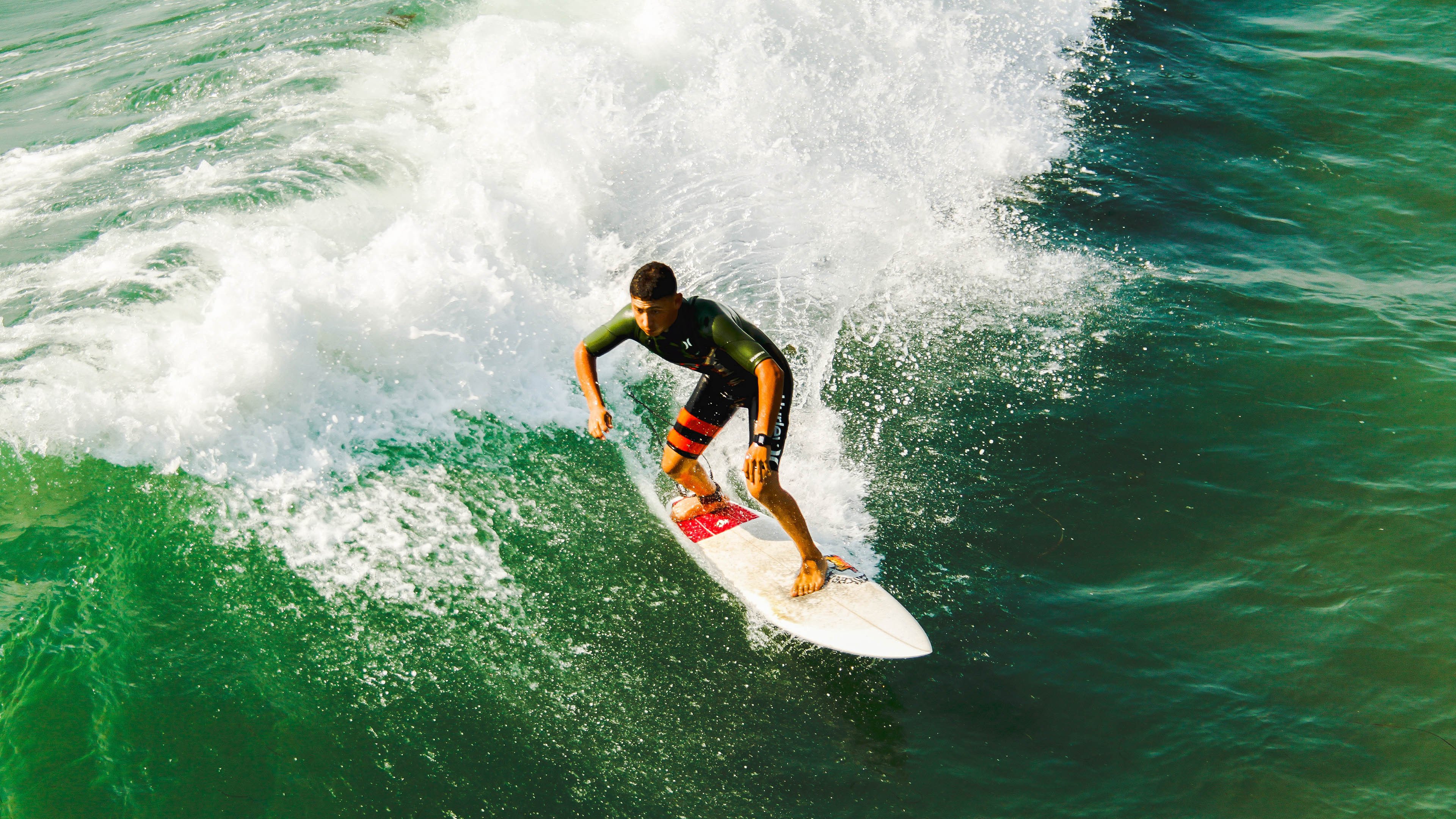 跨界传奇，当火箭升空击穿勇士，詹姆斯在伯纳乌接管国家德比