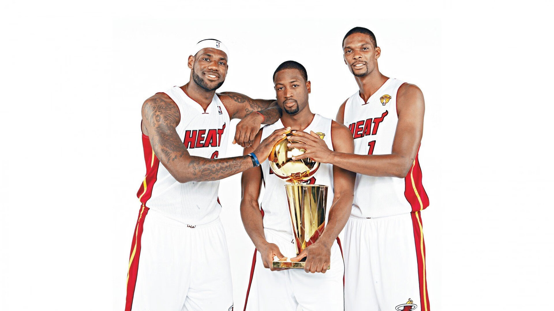 黄鸭组合燃爆赛场,泰国队力克马来西亚队展现唯一性胜利